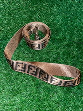 Load image into Gallery viewer, Brown / Blk Leash
